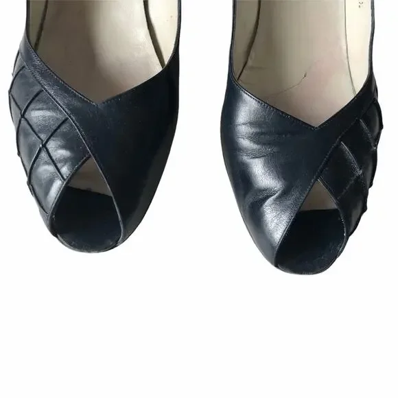 Bruno Magli Peep Toe Pump Navy 9.5 AA Vintage